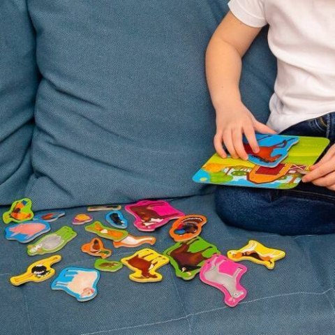 ZESTAW MAGNETYCZNY FARMA Z TABLICĄ MAGNESY UKŁADANKA ROTER KAFER ZESTAW MAGNETYCZNY FARMA Z TABLICĄ MAGNESY UKŁADANKA ROTER KAFER