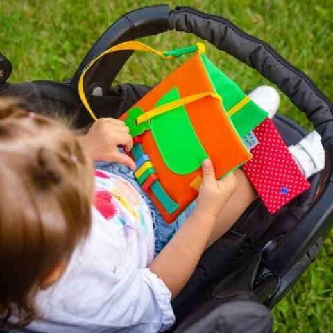 BUSYBOOK DUCK KSIĄŻECZKA EDUKACYJNA WIELOFUNKCYJNA ZAMKI ROTER KAFER BUSYBOOK DUCK KSIĄŻECZKA EDUKACYJNA WIELOFUNKCYJNA ZAMKI ROTER KAFER